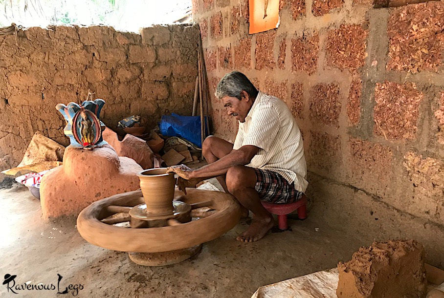 Learning & buying Pottery in Parule village, Konkan coast, Maharashtra